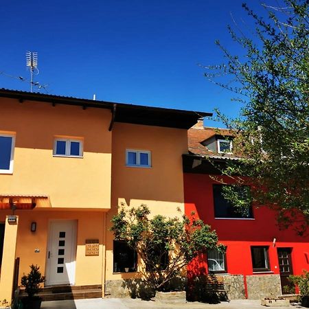 Hotel Goldene Krone Mistelbach Zewnętrze zdjęcie