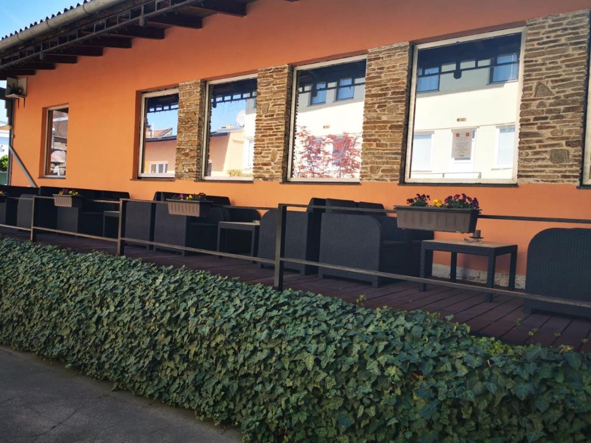 Hotel Goldene Krone Mistelbach Zewnętrze zdjęcie